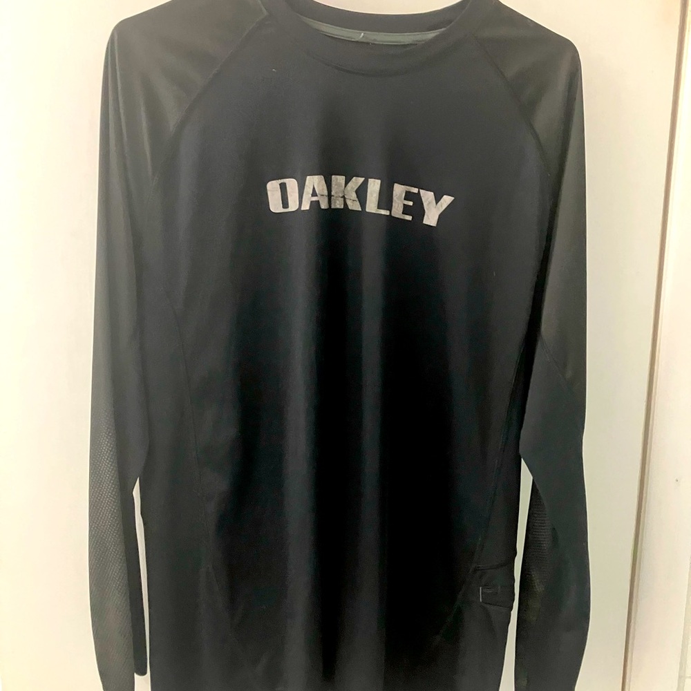 Oakley hydrolix athletic training long sleeve layer performance shirt size large